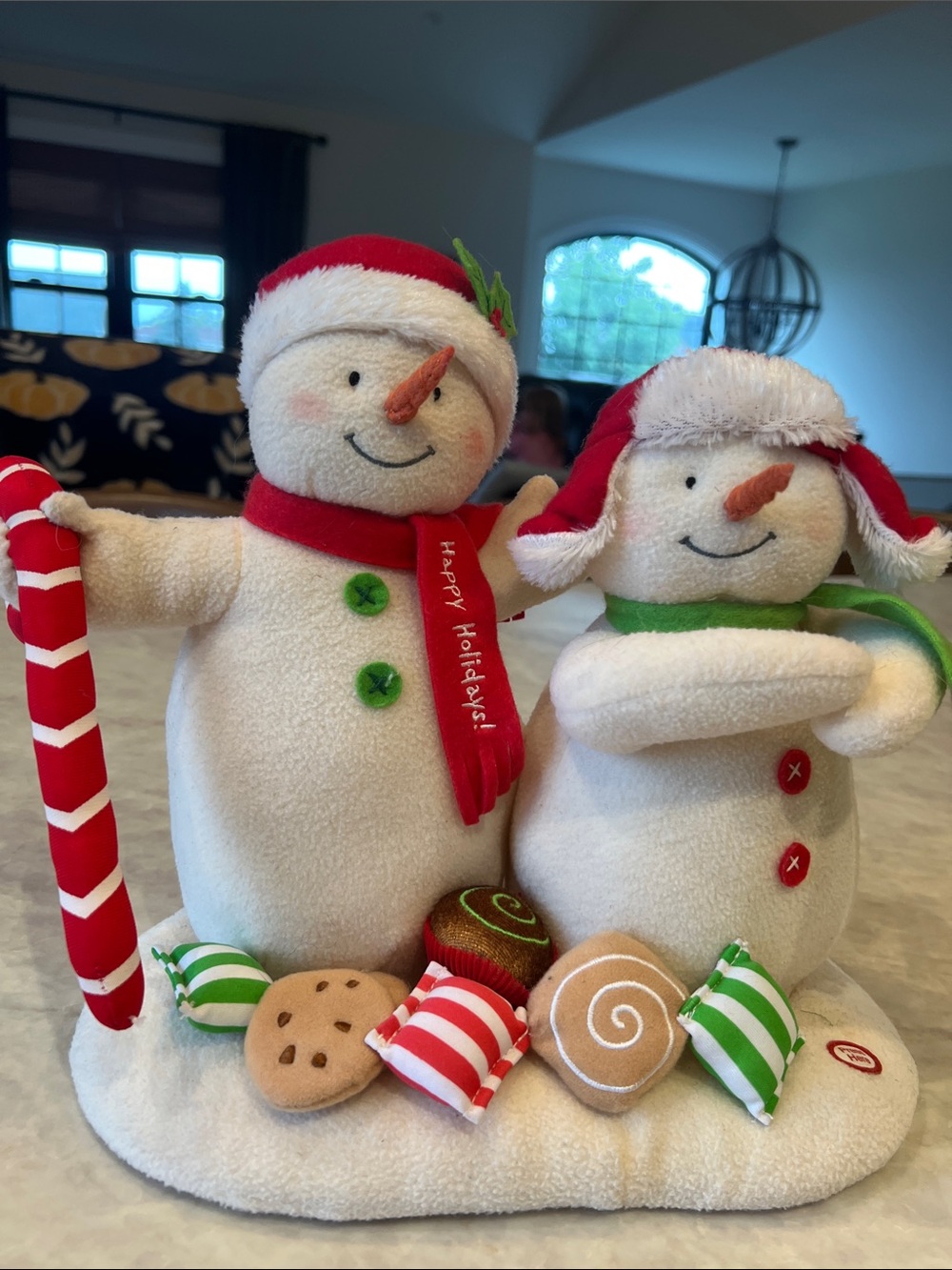 Hallmark 2008 White Singing Snowman Pair with Red and Green Accents